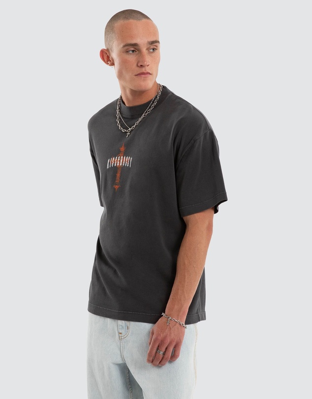 Kiss Chacey - Cathartic Street Tee