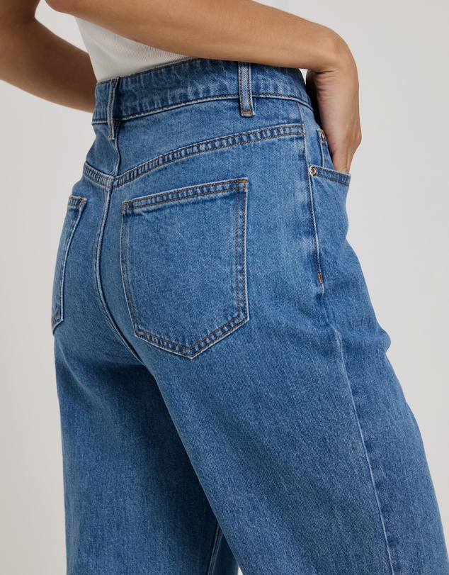 Atmos&Here - Cami 90s Relaxed Jeans