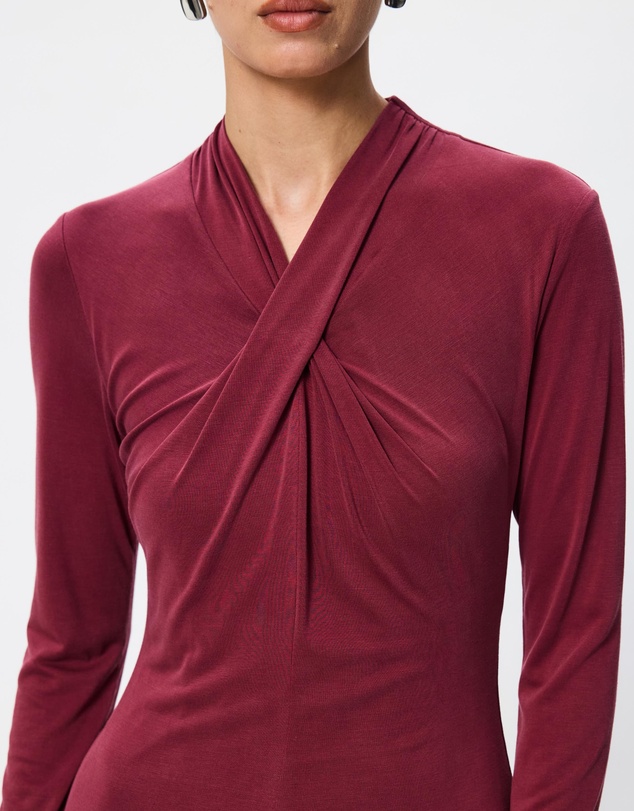 Tussah - Daphne Cross Neck Long Sleeve Midi Dress
