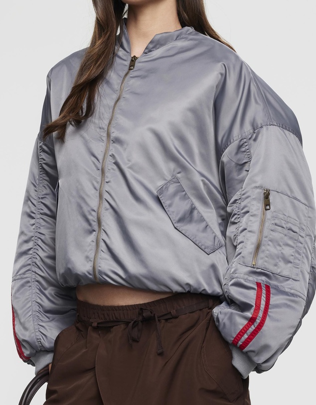 Lioness - Bloom Bomber