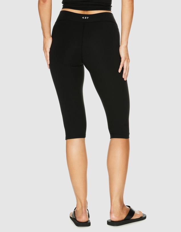 437 - The Capri Leggings