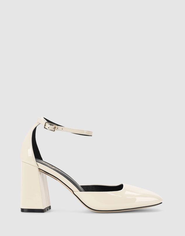 Siren - Travis Closed Toe Block Heels