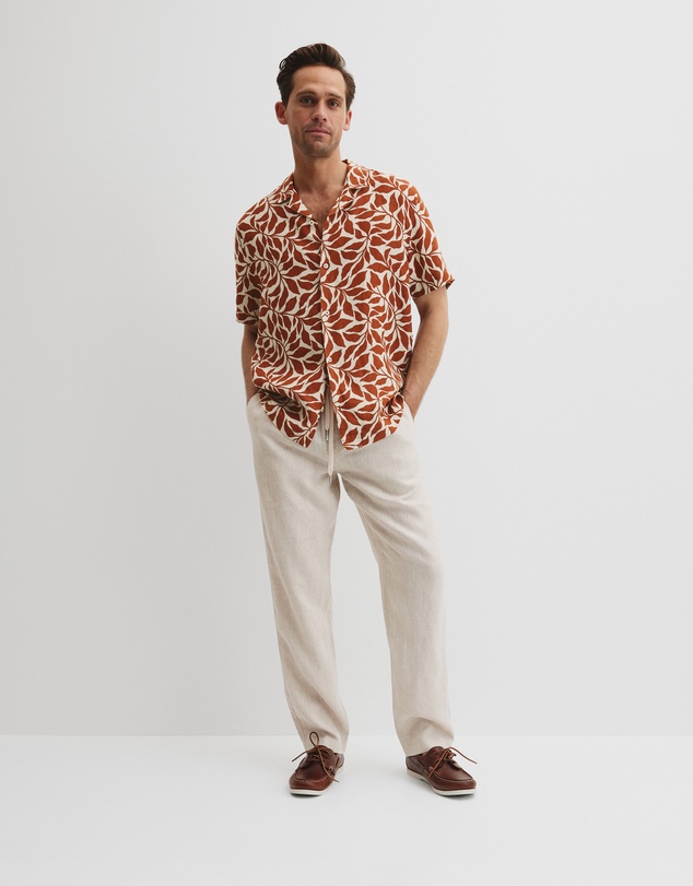 Country Road - Linen Leaf Print Short Sleeve Shirt