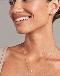 Michael Hill - Necklace with Opal & Diamonds in 10kt Yellow Gold