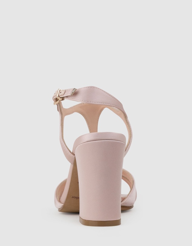 Edward Meller - KHLOE85 Block Heel T-Bar Sandal