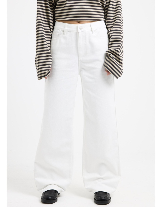 Subtitled - Alexa Mid Rise Relaxed Denim Jeans