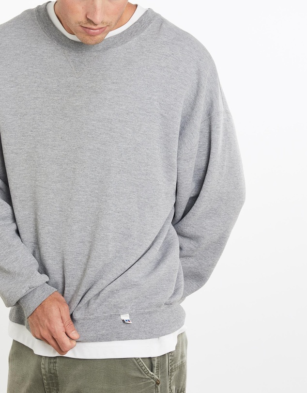 Vintage by The Real Deal - Pre Loved - Vintage 90s Russell Athletic Sweatshirt