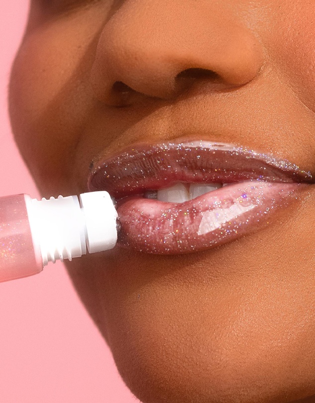 MCoBeauty - Glow & Treat 2-In-1 Lip Oil Treatment - Birthday Edition
