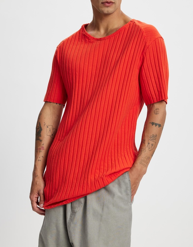 Surrounded By Ghosts - The Arsenic Rib Knit Tail T-Shirt