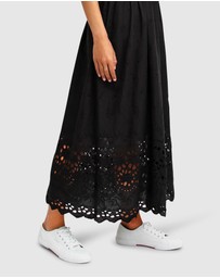 Belle & Bloom - All Eyes On Me Midi Dress