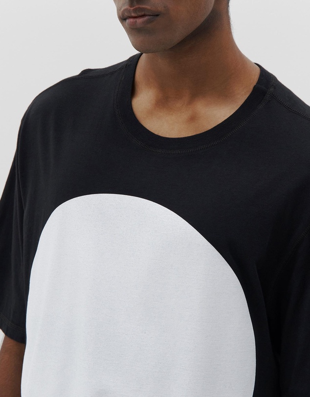 Bassike - slouch fit dot t.shirt