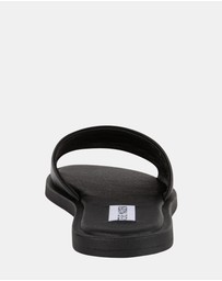 Steve Madden - Kaya Black Leather Sandals