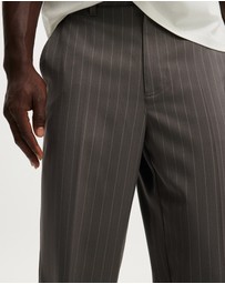 Cotton On - Baggy Tailored Pant