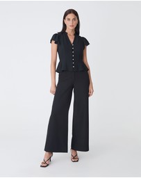 Forcast - Carissa Gathered Sleeve Top