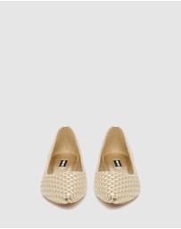 Nine West - Speakup