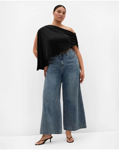 City Chic - Plus size Koko Off Shoulder Cape Top - black