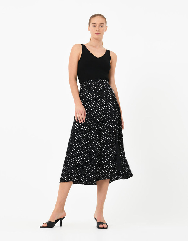 Forcast - Shiloh V-Neck Top