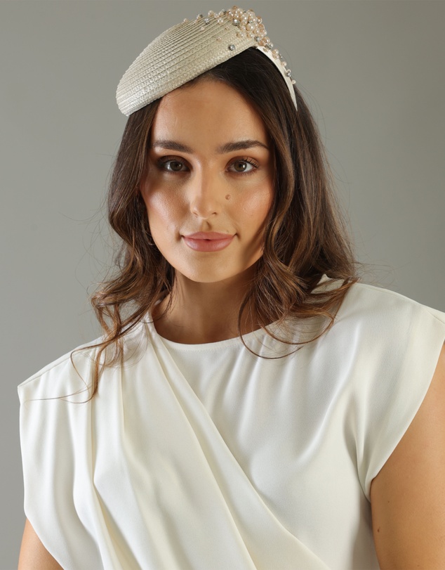Morgan & Taylor - Zora Beret Fascinator in Beige