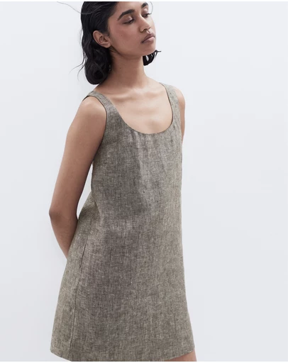 UNISON - Balconette Shift Dress