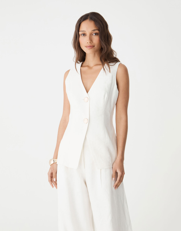Forcast - Ami V-Neck Linen Vest