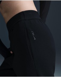Nike - 24.7 ImpossiblySoft Dri-FIT Mid-Rise Joggers