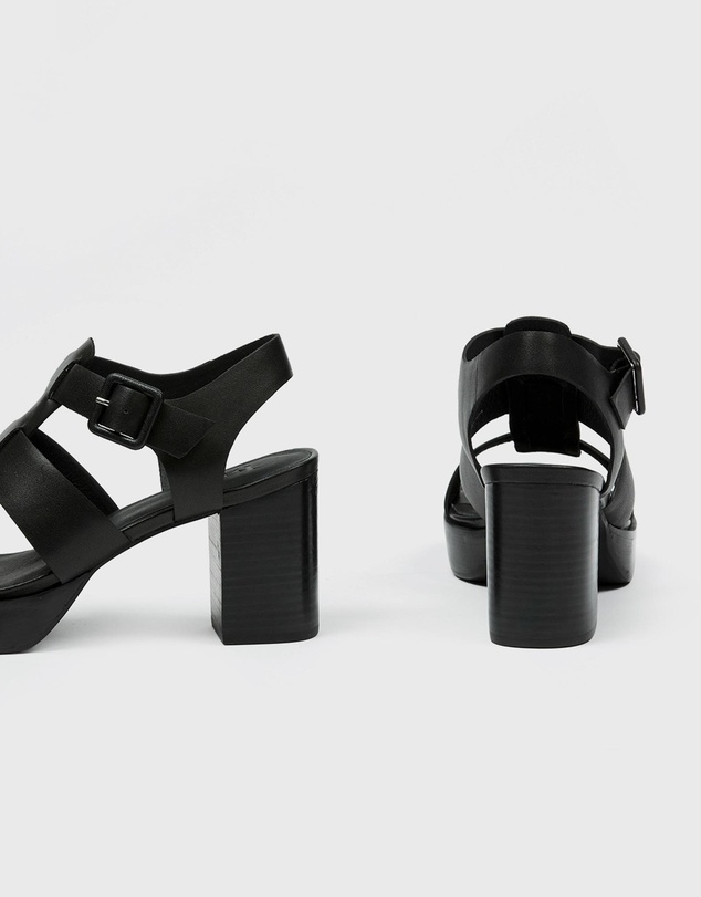 bul - Colina Heel