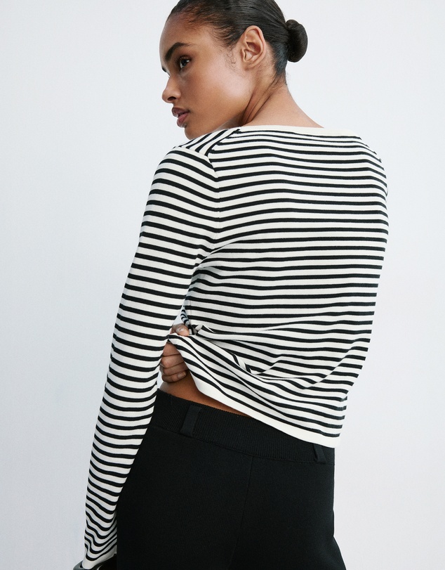 M.N.G - Basikina Sweater