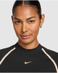 Nike - Nike Sportswear Street LS Body Bold Crop Top