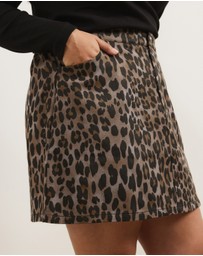 Atmos&Here Curvy - Aloura Leopard Print Mini Skirt