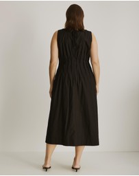 Atmos&Here Curvy - Anna Pintuck Maxi Dress