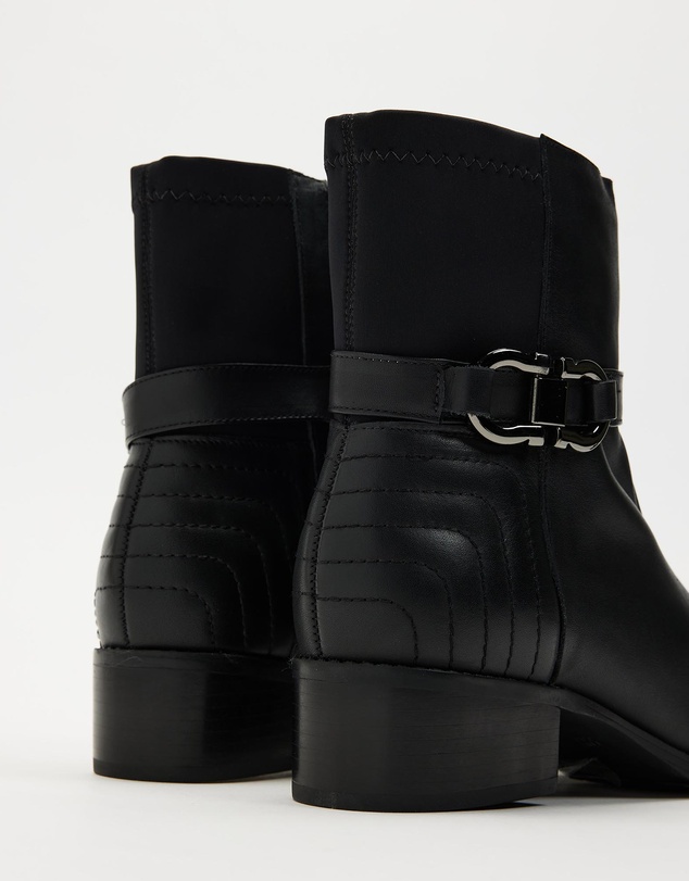Nina Armando - Lady Boots
