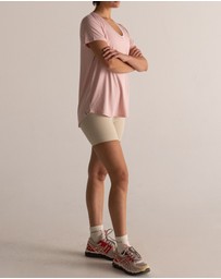 HyperLuxe The Label - V Neck Shirt
