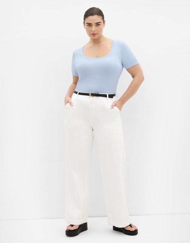 City Chic - Classic Scoop Rib Tee