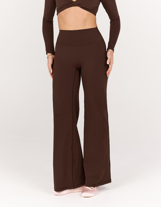 Muscle Republic - Luxe Yin Wide Leg Pant