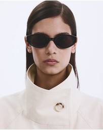 M.N.G - Fleur Sunglasses
