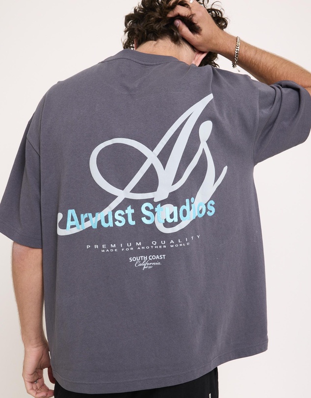 Arvust - Studio Cropped T-Shirt