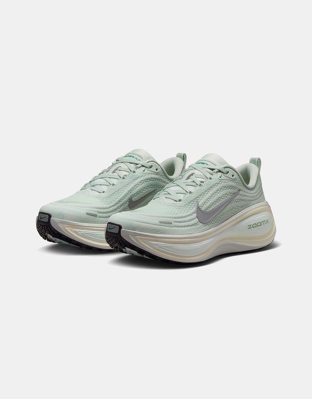Nike - Vomero Plus - Women's