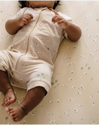 Kynd Baby - Fitted Cot Sheet in Sheep