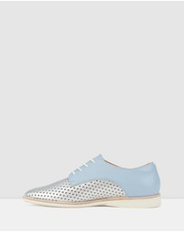 Rollie - Derby Punch Shoe