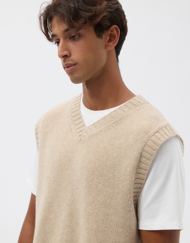 AERE - V-Neck Wool Vest
