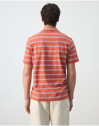 M.N.G - Dyepr Polo