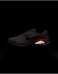 Nike - Structure 26 - Men's