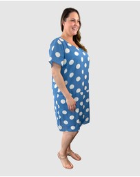 Love Your Wardrobe - Kelsey Spot Pocket Shift Dress