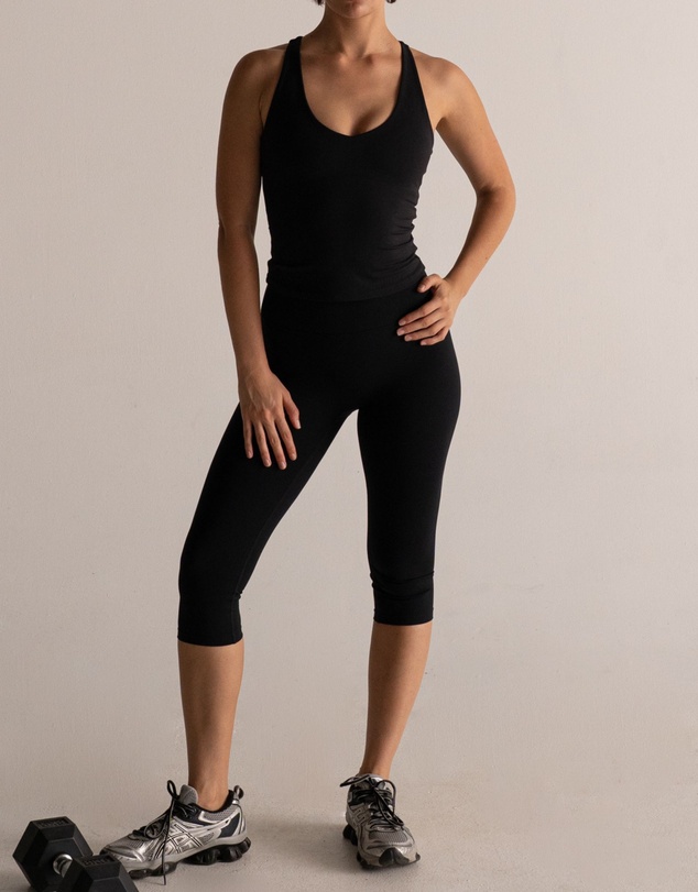 HyperLuxe The Label - Shape Capri Legging
