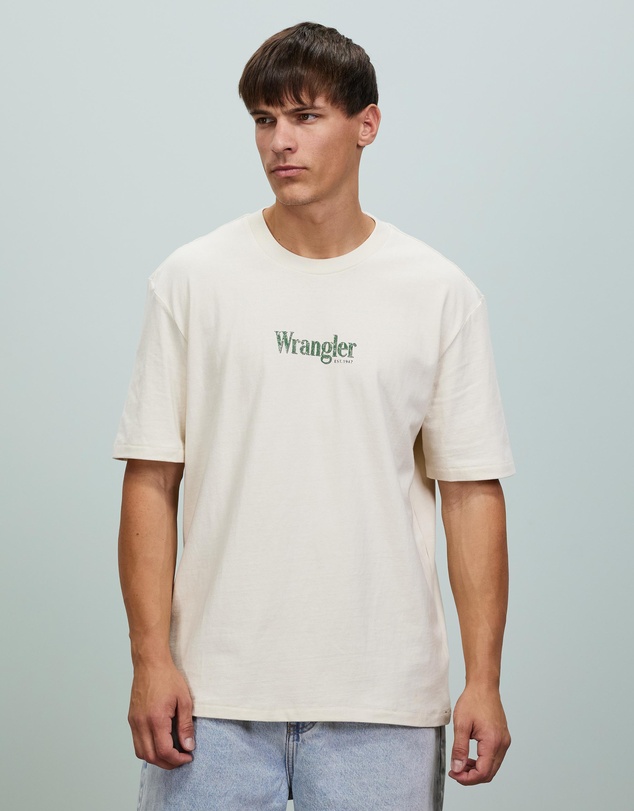 Wrangler - Baggy Model Tee