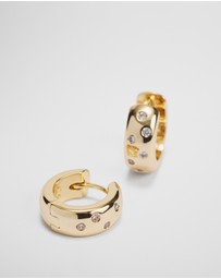 Country Road - Mara Crystal Hoop Earring
