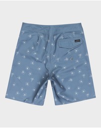 Quiksilver - Boys 8 to 16 Everyday 17