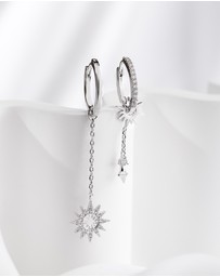 Wanderlust + Co - Sunlit Drop Silver Earrings