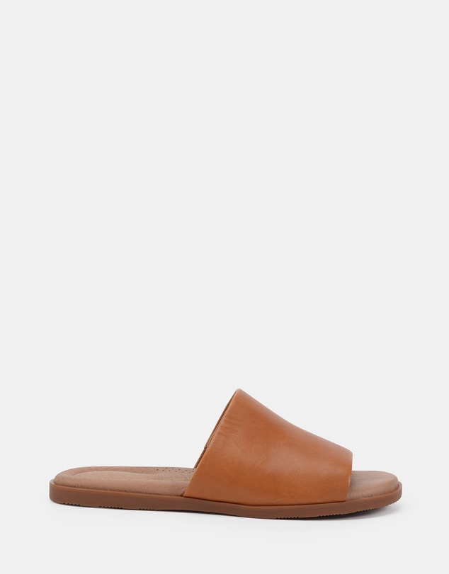 Clarks - June Tan