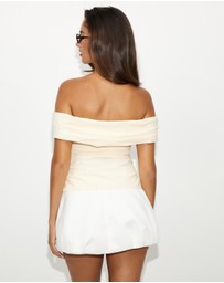 Dazie - Syrreal Off-Shoulder Ruched Top